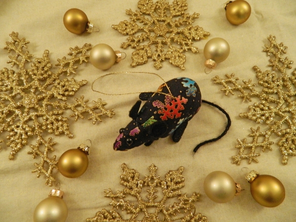 Black with Colorful Snowflakes Mouse/Rat Ornament