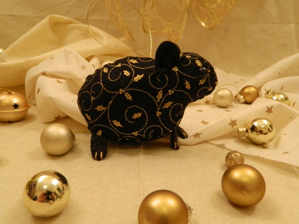 Black with Gold Vines Guinea Pig Ornament