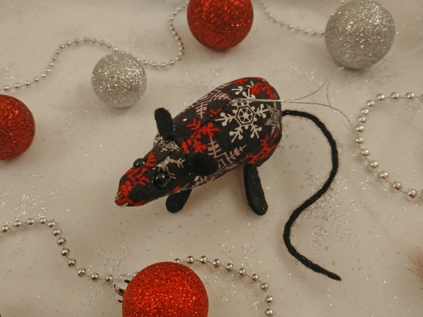 Black with Red & Silver Snow Mouse/Rat Ornament