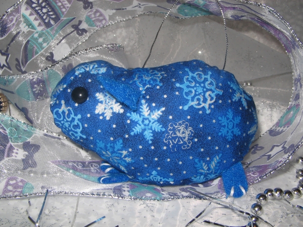 Blue Snowflakes Guinea Pig Ornament