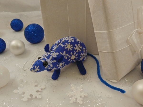 Dark Blue with White Snow Mouse/Rat Ornament