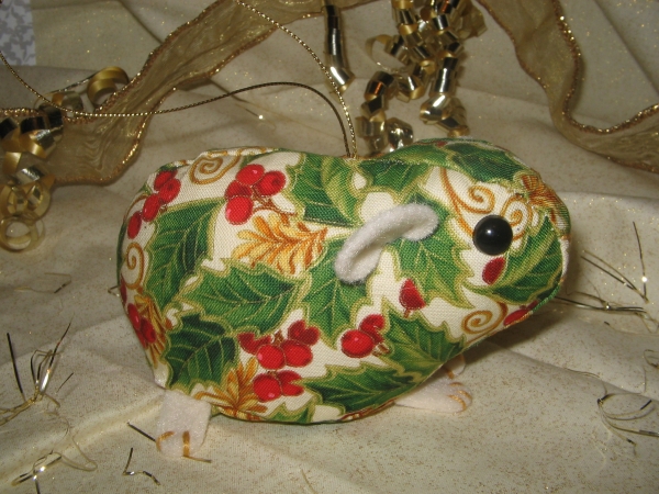 Gold Holly Guinea Pig Ornament
