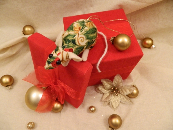Gold Holly Mouse/Rat Ornament