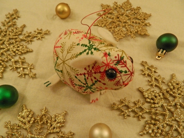 Gold, Red, & Green Snowflakes Guinea Pig Ornament