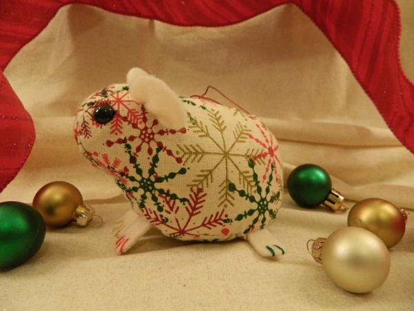 Gold, Red, & Green Snowflakes Guinea Pig Ornament