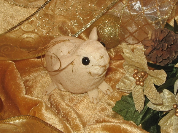 Gold Stardust Guinea Pig Ornament