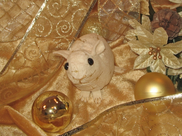 Gold Stardust Guinea Pig Ornament