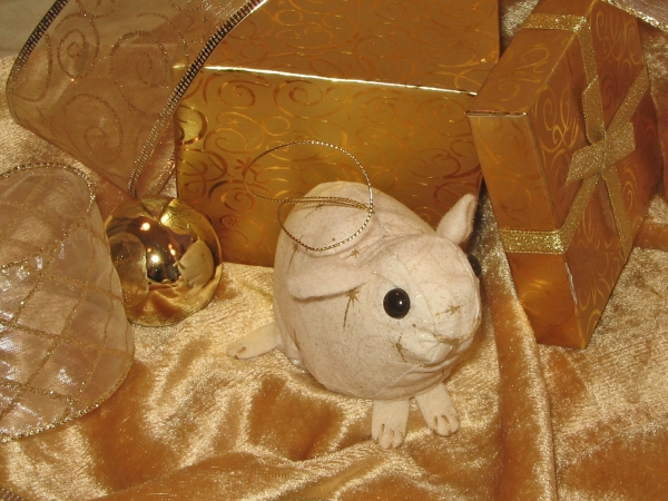 Gold Stardust Guinea Pig Ornament