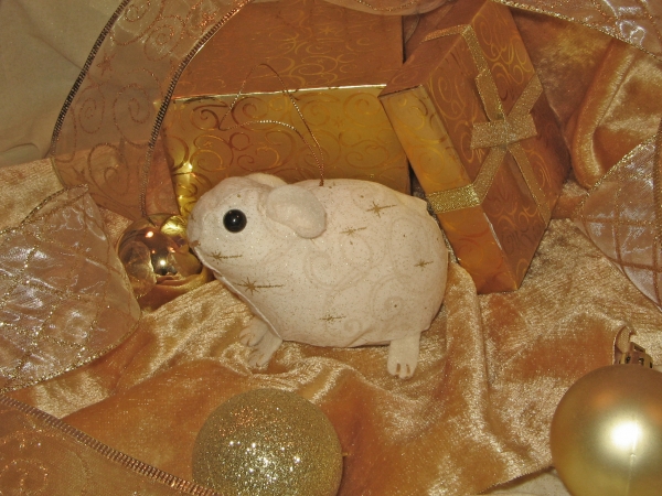 Gold Stardust Guinea Pig Ornament