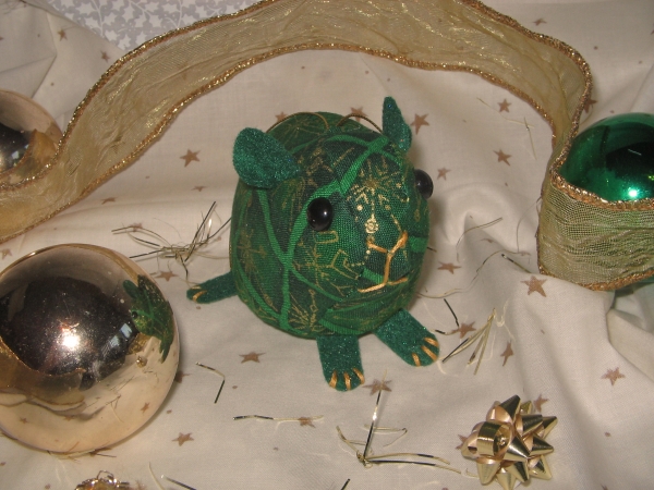 Green & Gold Guinea Pig Ornament