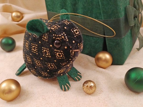 Green Velvet Guinea Pig Ornament