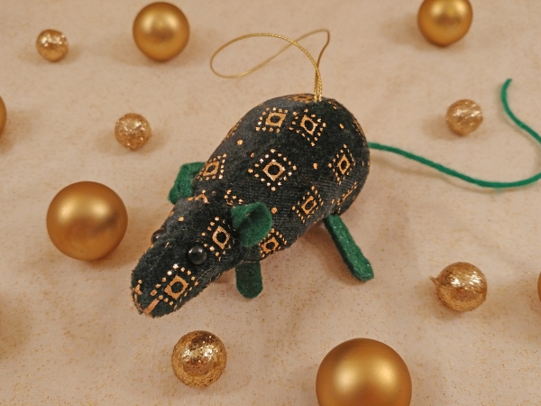 Green Velvet Mouse/Rat Ornament