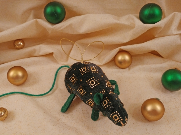 Green Velvet Mouse/Rat Ornament