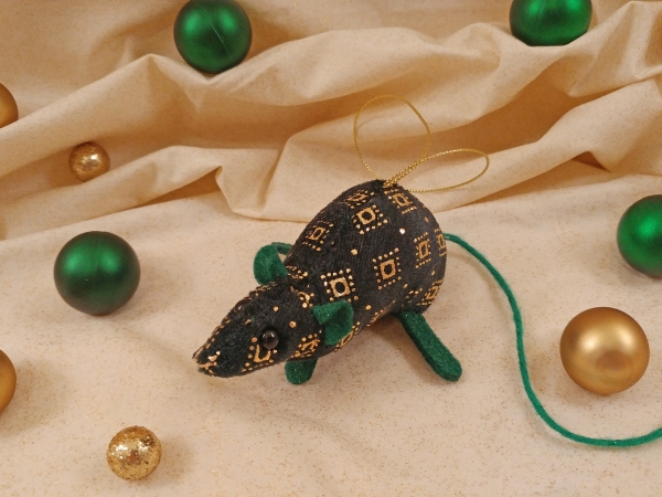 Green Velvet Mouse/Rat Ornament