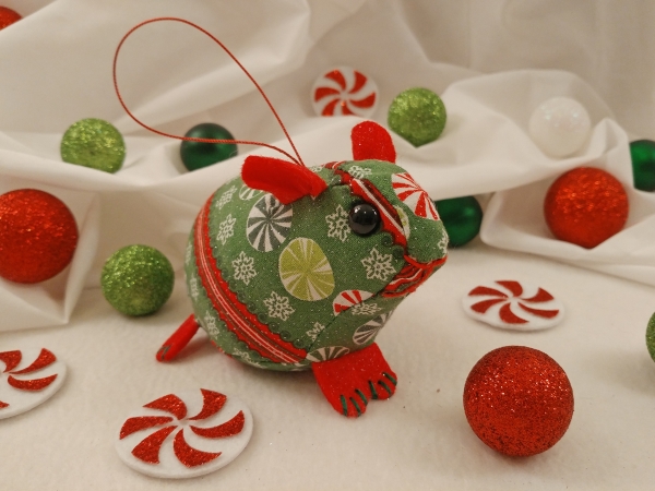 Green & Red Candies Guinea Pig Ornament