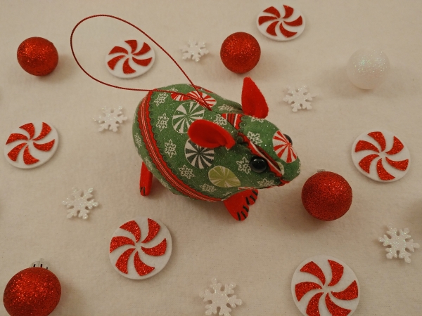 Green & Red Candies Guinea Pig Ornament