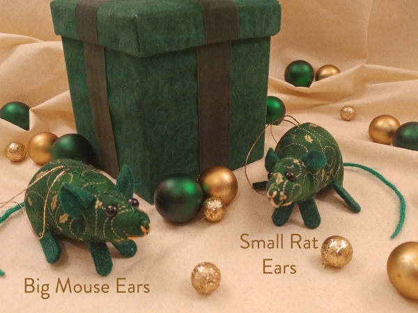 Green with Gold Vines Mouse/Rat Ornament