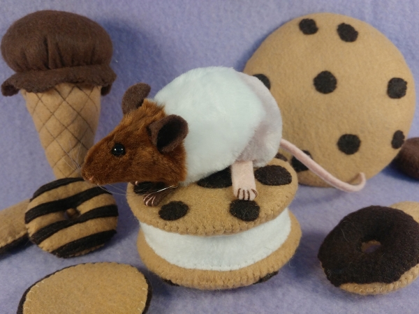 Neapolitan "Nea" Mouse Plushie