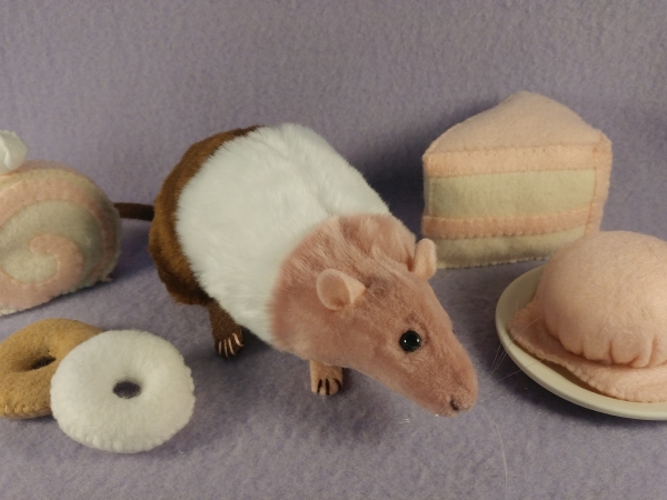Neapolitan "Poli" Rat Plushie