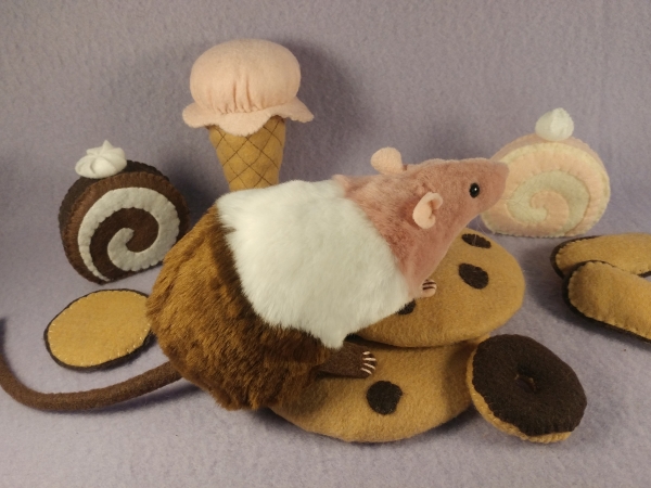 Neapolitan "Poli" Rat Plushie