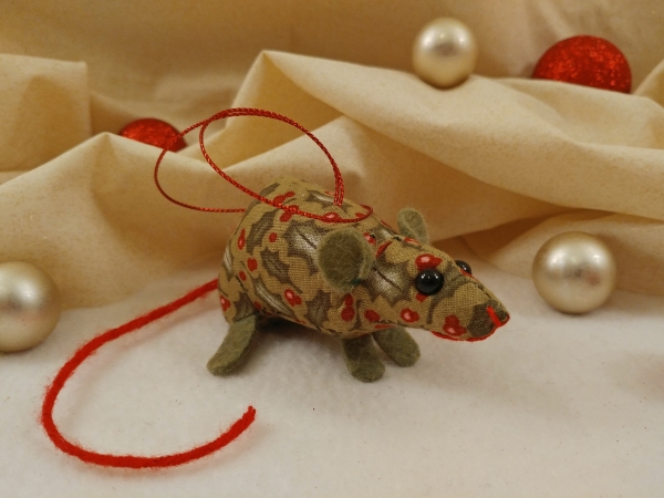Green Holly Mouse/Rat Ornament