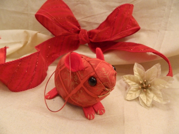 Red & Gold Guinea Pig Ornament