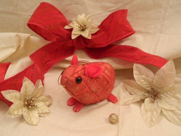 Red & Gold Guinea Pig Ornament
