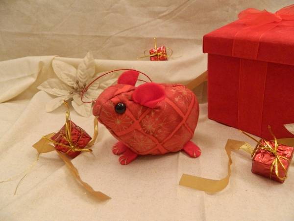 Red & Gold Guinea Pig Ornament