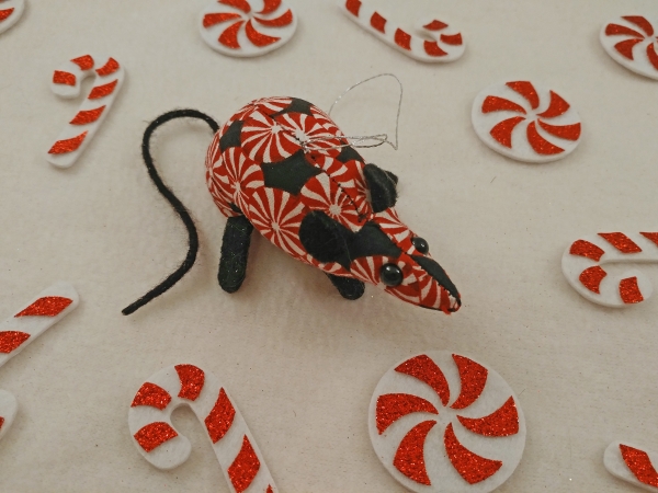 Red & White Candies Mouse/Rat Ornament (Black)