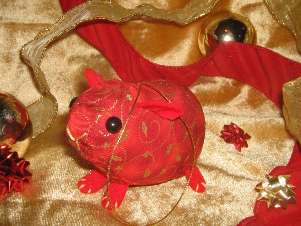 Red with Gold Vines Guinea Pig Ornament