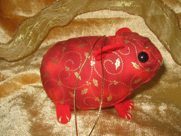 Red with Gold Vines Guinea Pig Ornament