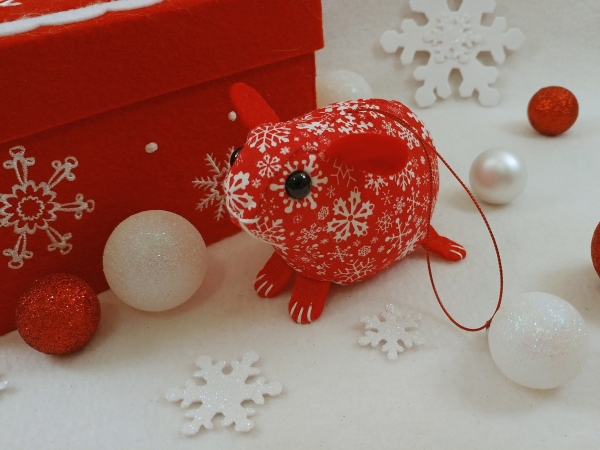 Red with White Snow Guinea Pig Ornament