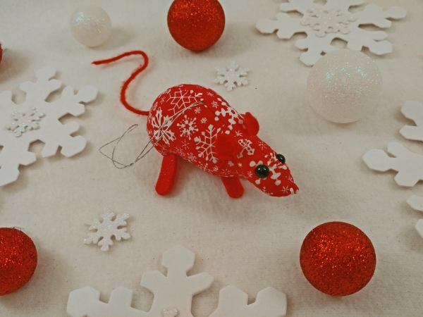 Red with White Snowflakes Mouse/Rat Ornament