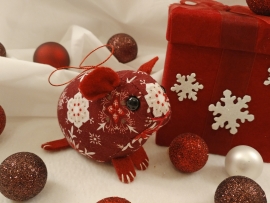 Maroon Snowflakes Guinea Pig Ornament