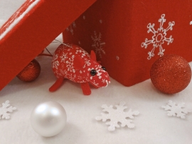 Red with White Snowflakes Mouse/Rat Ornament