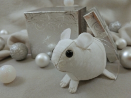 White Holly Guinea Pig Ornament (Silver)