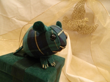 Green & Blue Plaid Guinea Pig Ornament