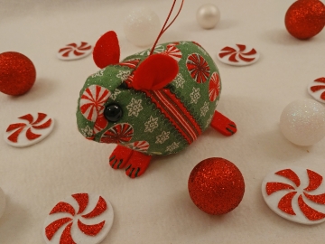 Green & Red Candies Guinea Pig Ornament